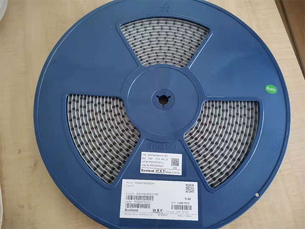 8040  100UH  大量現貨，價格實惠